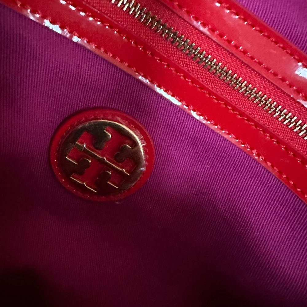 Red Patent Leather Tory Birch Tote Bag - Picture 6 of 9